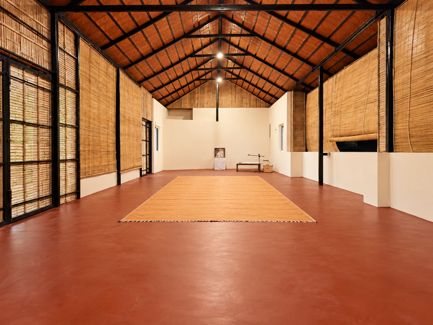 The practice hall at Dhee Yogalayam